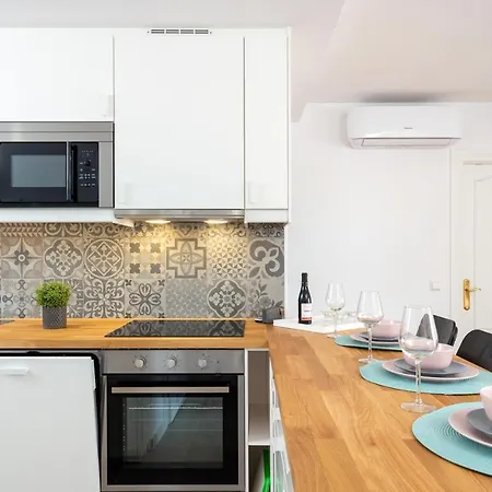 Beachfront Seaview In Boliches By Costarentals - Ref 141 * Fuengirola