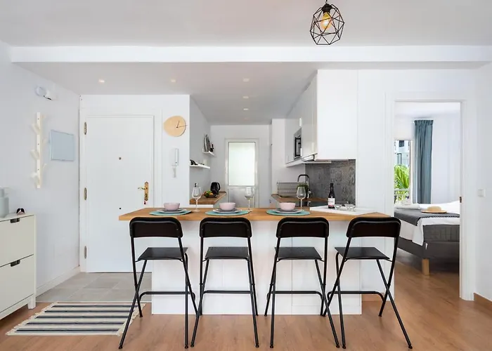 Beachfront Seaview In Boliches By Costarentals - Ref 141 Fuengirola